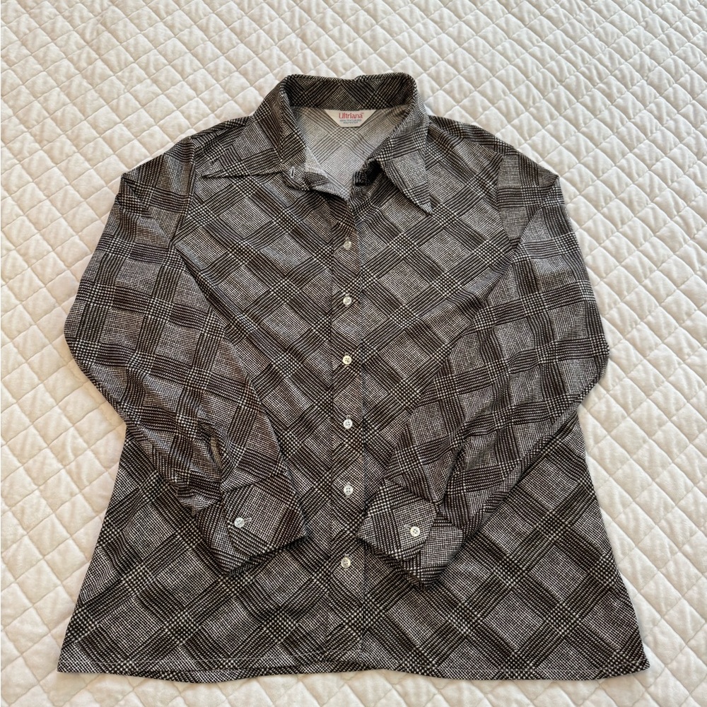 Vintage 70s Ultriana Women’s Brown and White Plaid Button-Up Shirt